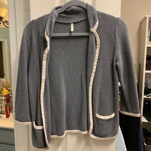grey blazer style knit sweater with cream piping